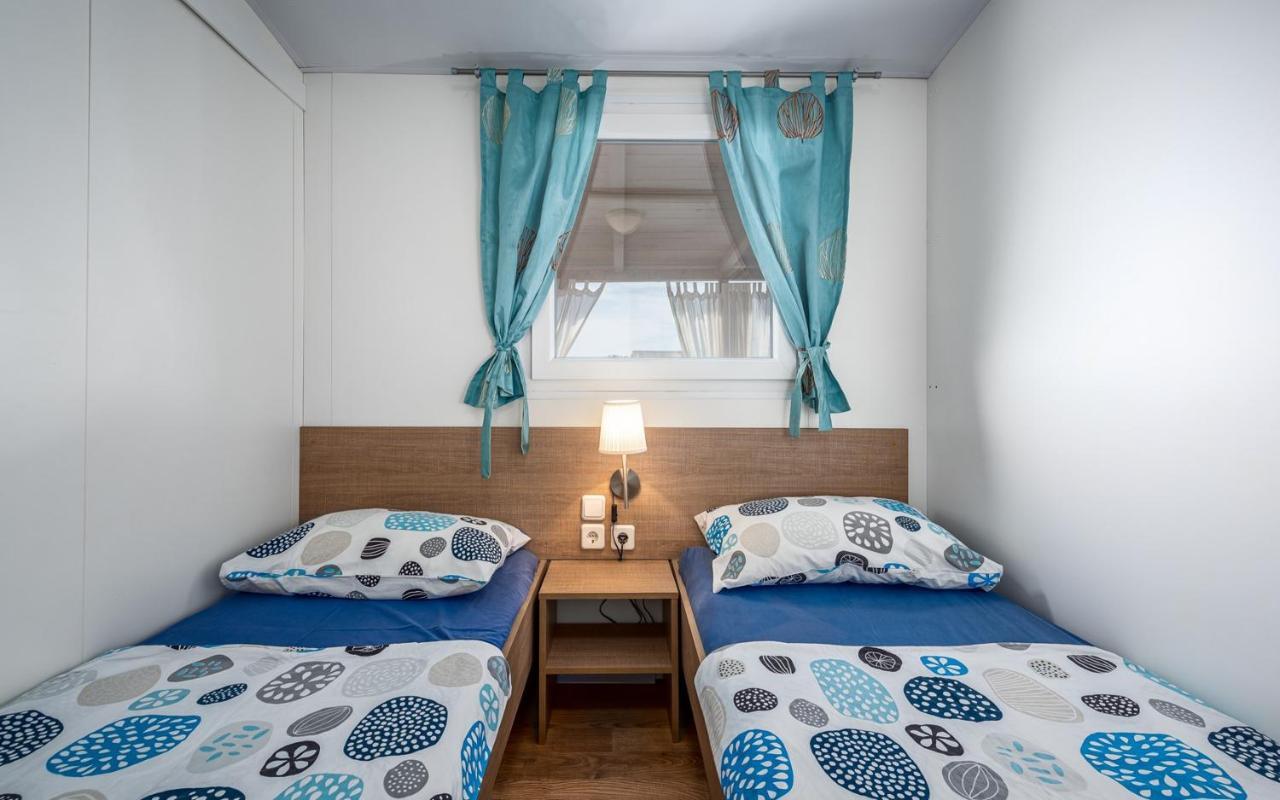 Panorama Mobile Homes In Camping Park Умаг Номер фото